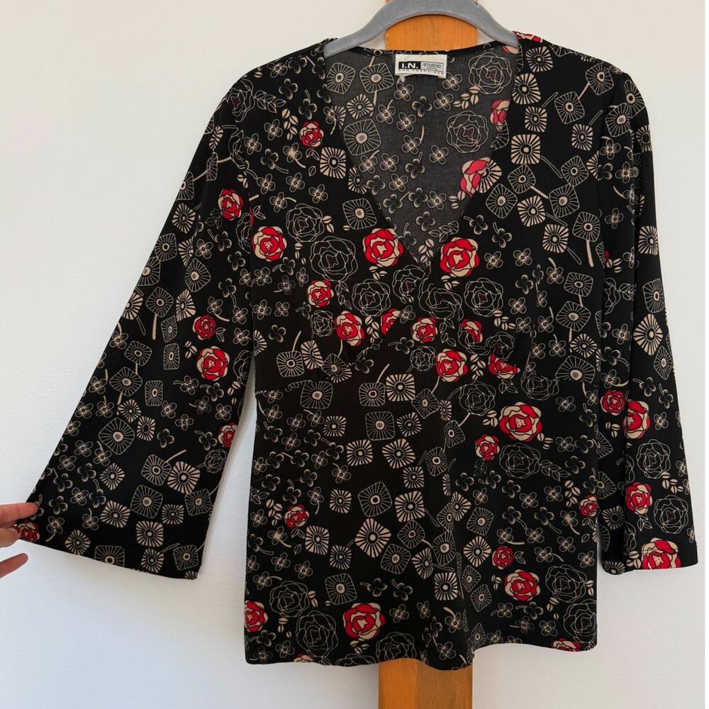 Vintage Y2K I.N. Studio Black Floral V Neck Bell Sleeve Top Rose Print